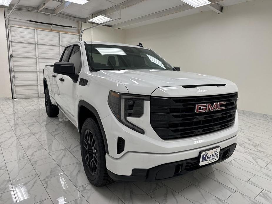 new 2024 GMC Sierra 1500 car, priced at $47,135