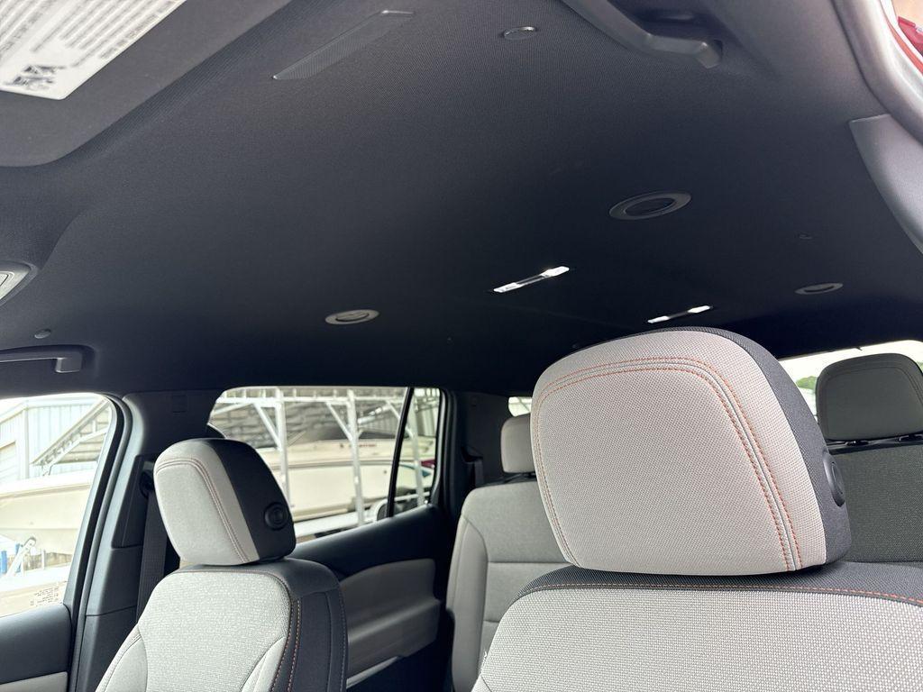 new 2025 Chevrolet Traverse car, priced at $40,965