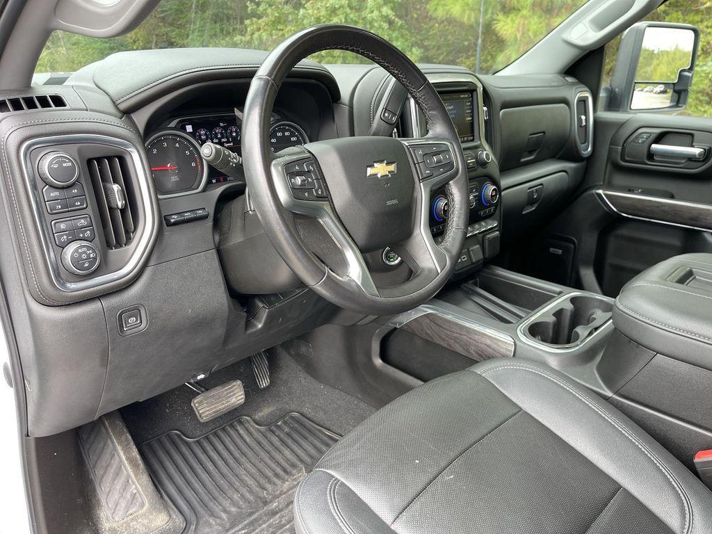 used 2021 Chevrolet Silverado 2500 car, priced at $52,995