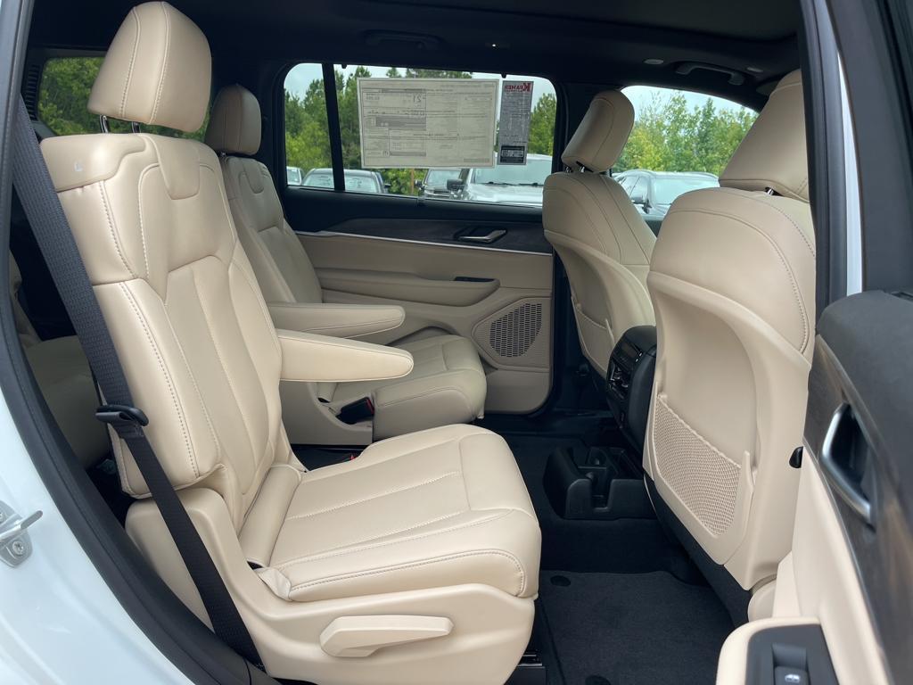 new 2025 Jeep Grand Cherokee L car, priced at $51,965