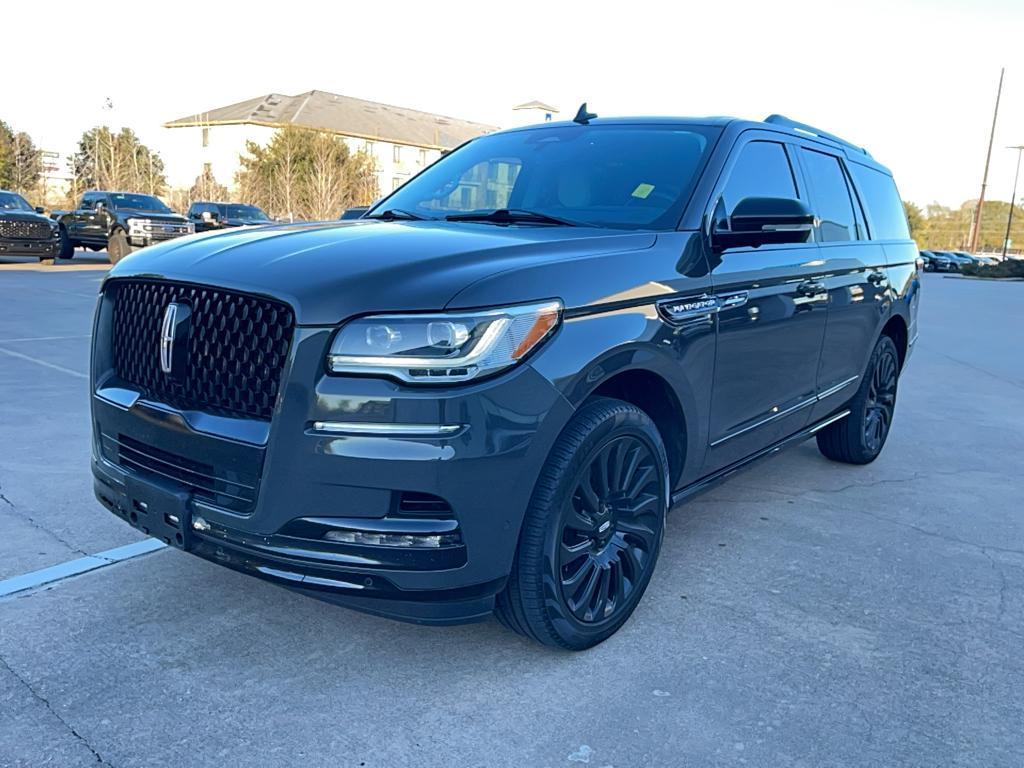 used 2024 Lincoln Navigator car, priced at $91,995