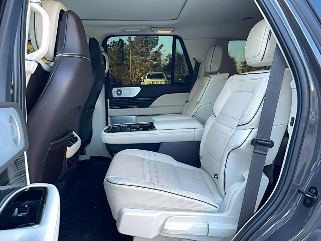 used 2024 Lincoln Navigator car, priced at $91,995