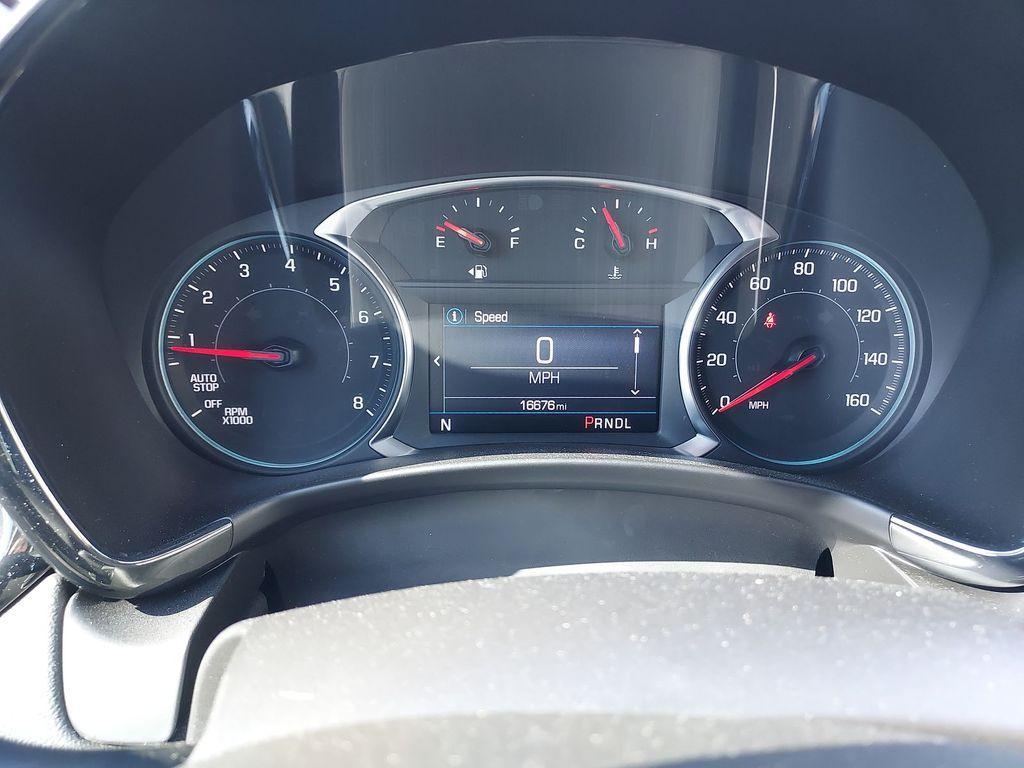 used 2024 Chevrolet Equinox car, priced at $28,990