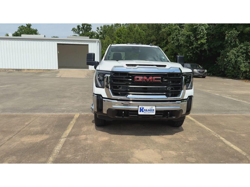 new 2025 GMC Sierra 3500 car, priced at $65,397