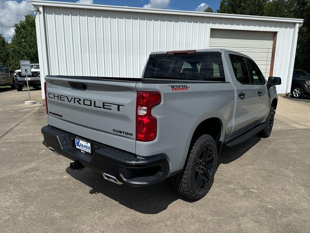 new 2024 Chevrolet Silverado 1500 car, priced at $48,670