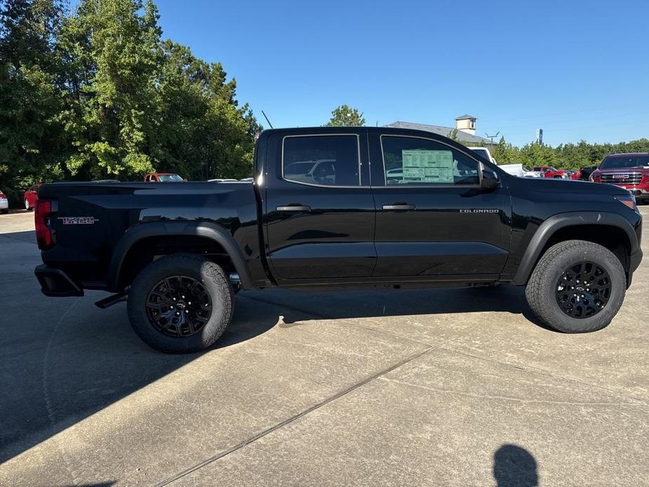 new 2024 Chevrolet Colorado car, priced at $43,585