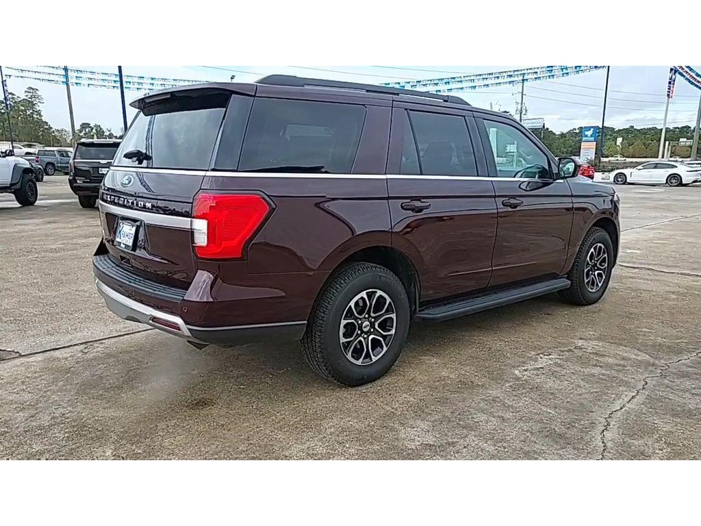 used 2024 Ford Expedition car, priced at $49,898