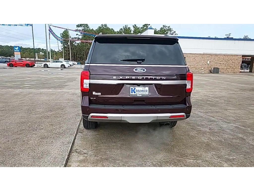 used 2024 Ford Expedition car, priced at $49,898