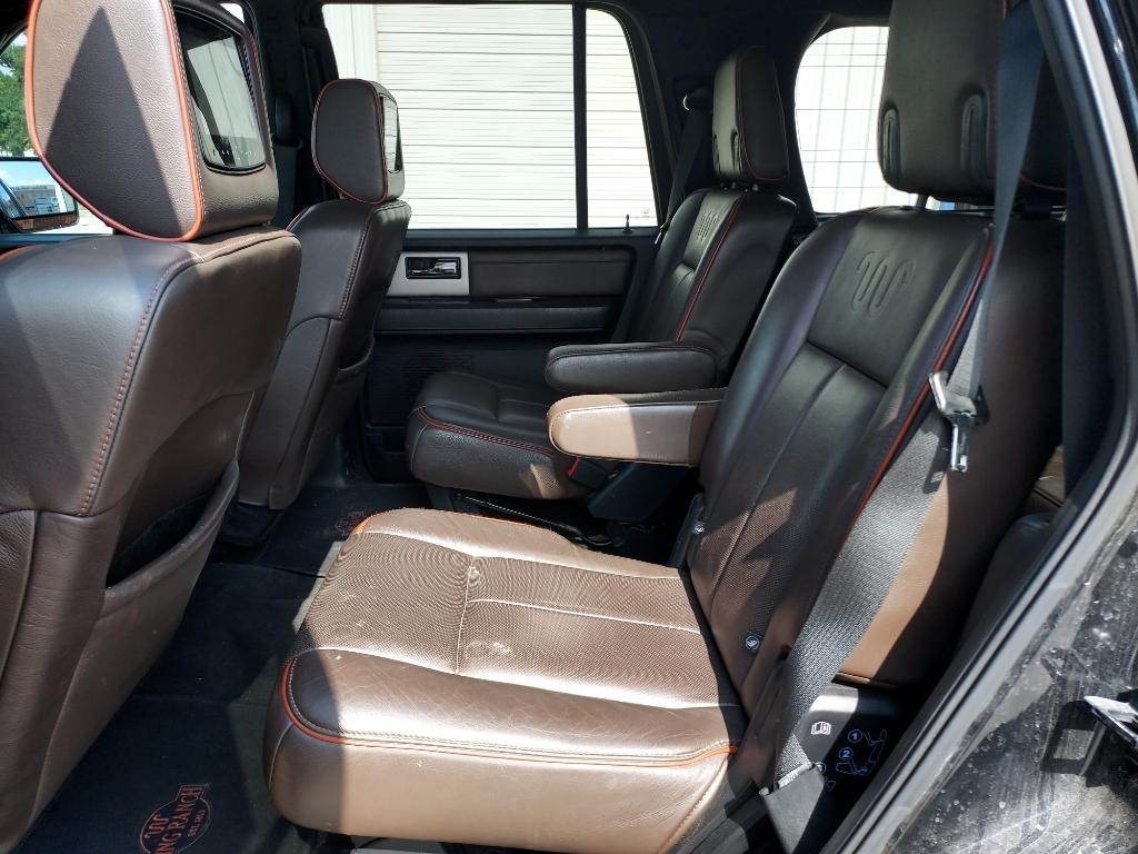 used 2017 Ford Expedition car
