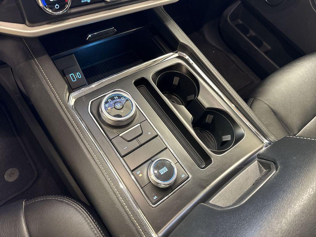 used 2022 Ford Expedition car, priced at $41,925