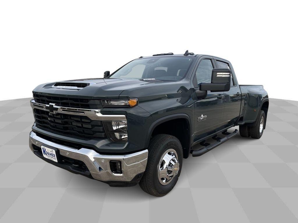 new 2025 Chevrolet Silverado 3500 car, priced at $76,660