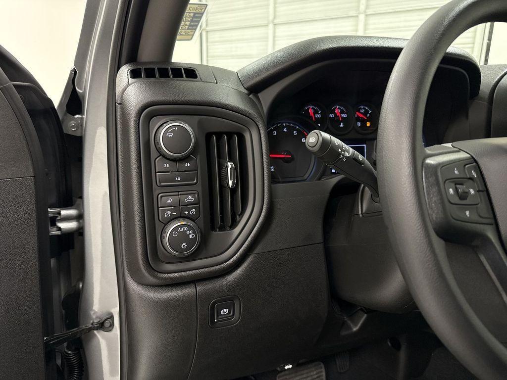 new 2025 Chevrolet Silverado 2500 car, priced at $54,585