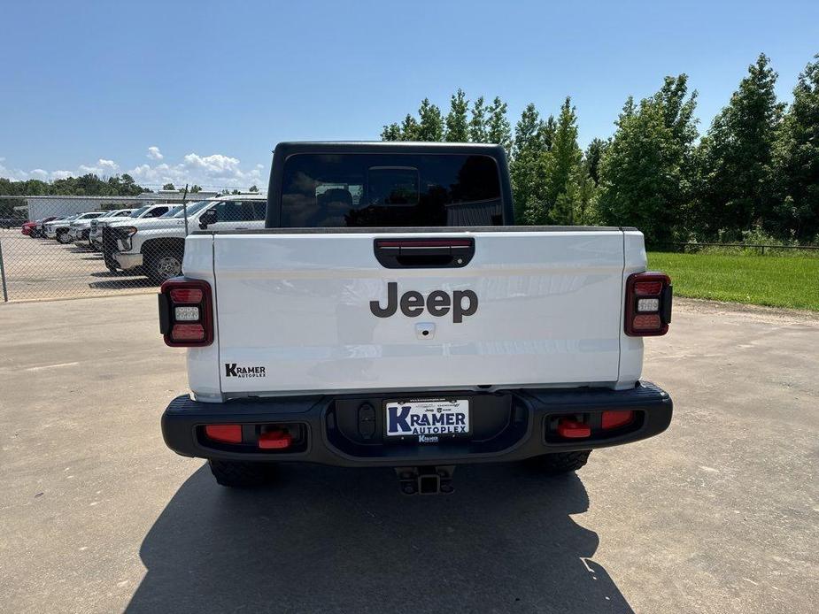 new 2024 Jeep Gladiator car, priced at $58,400