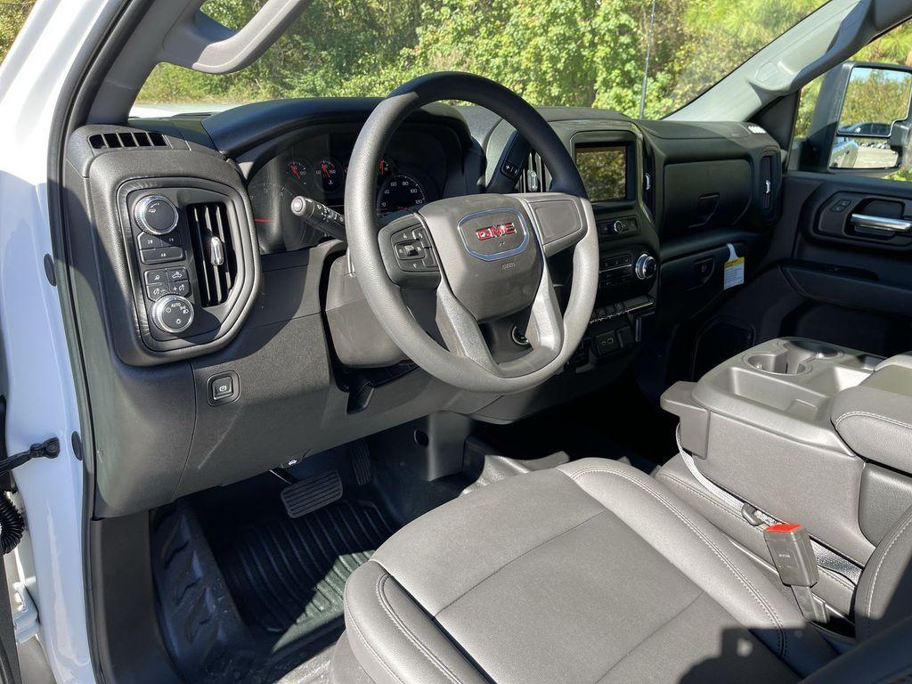 new 2025 GMC Sierra 3500 car, priced at $68,955