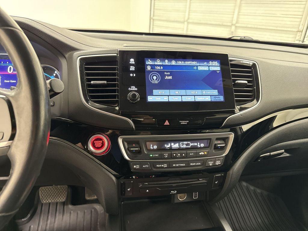 used 2022 Honda Pilot car, priced at $29,498