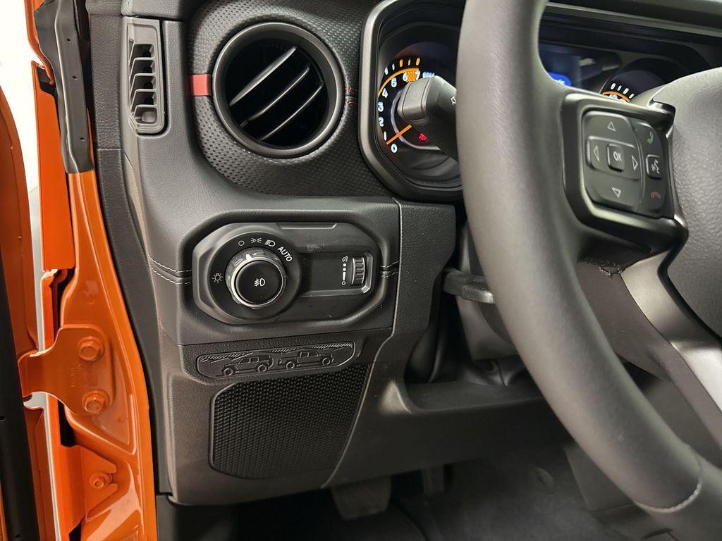 new 2025 Jeep Wrangler car, priced at $60,520