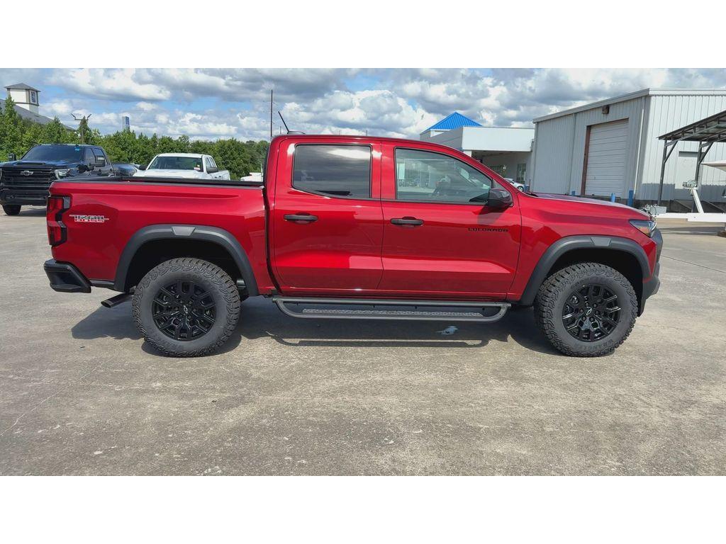 new 2025 Chevrolet Colorado car, priced at $42,295