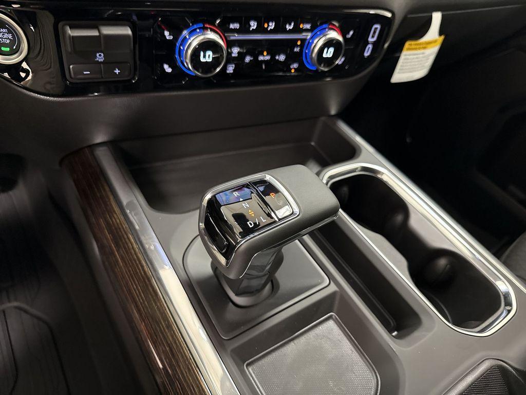 new 2025 GMC Sierra 1500 car, priced at $53,695