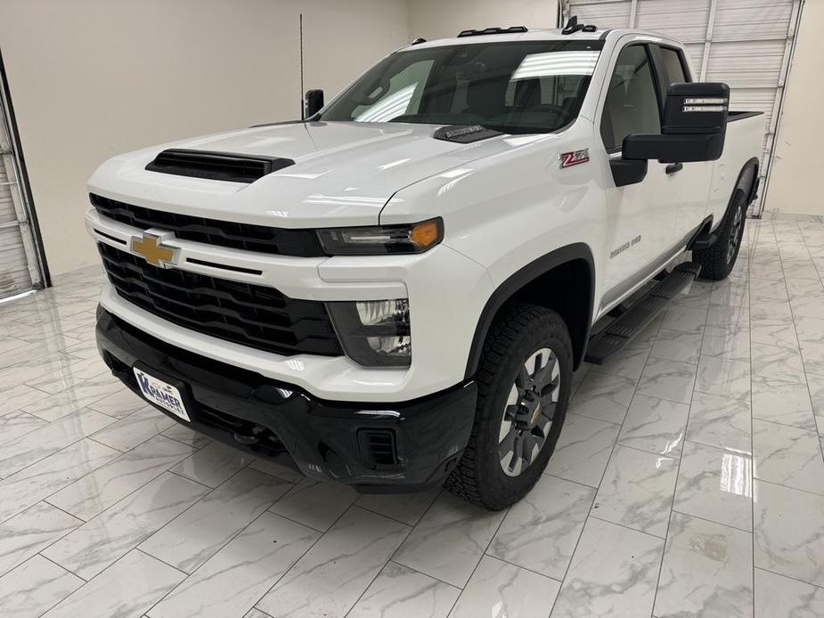 new 2024 Chevrolet Silverado 2500 car, priced at $64,305