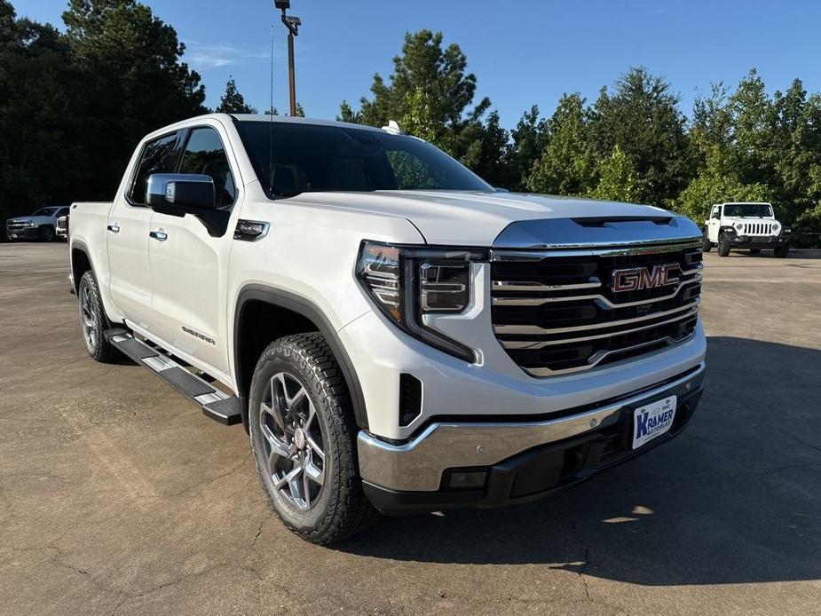 new 2024 GMC Sierra 1500 car, priced at $53,815