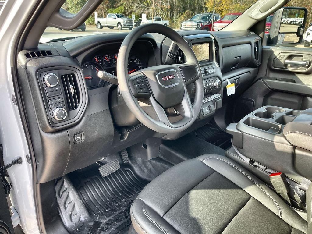 new 2025 GMC Sierra 3500 car, priced at $68,955