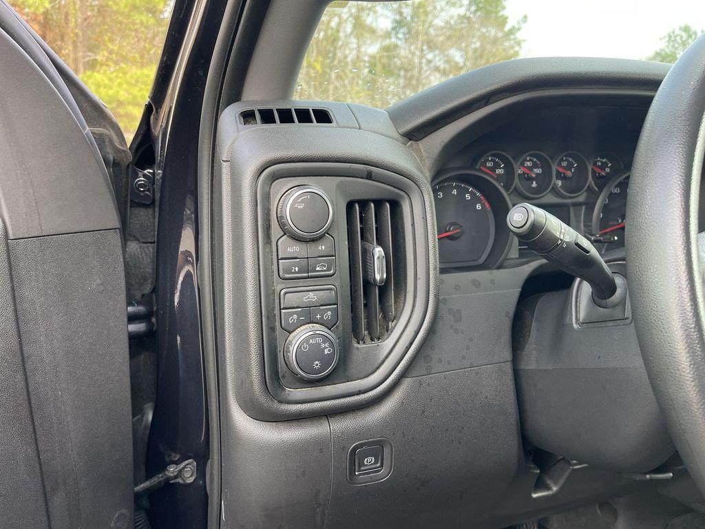 used 2023 Chevrolet Silverado 1500 car, priced at $35,900