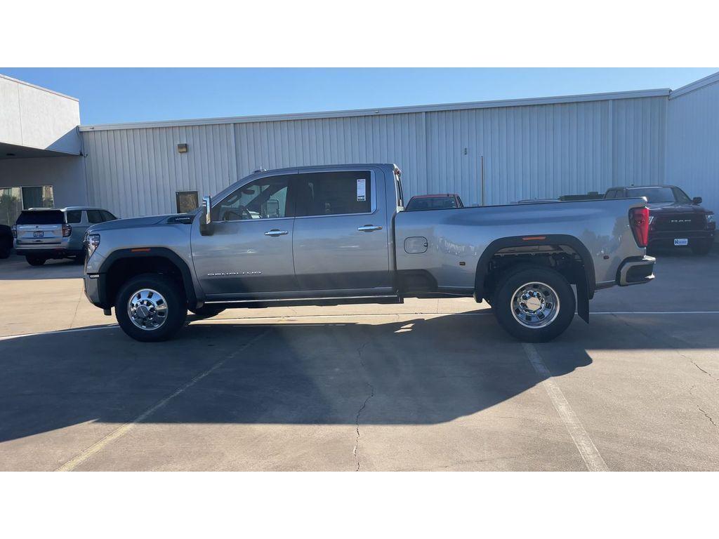 new 2025 GMC Sierra 3500 car, priced at $101,910