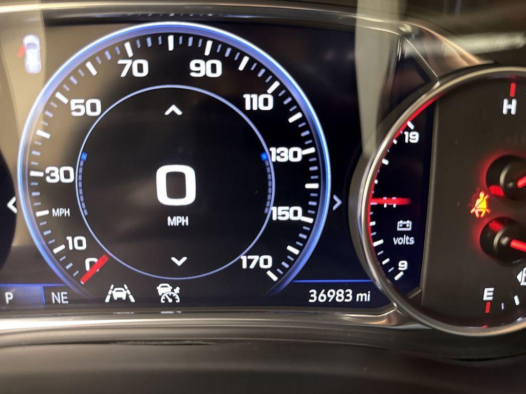 used 2023 Chevrolet Traverse car, priced at $36,950