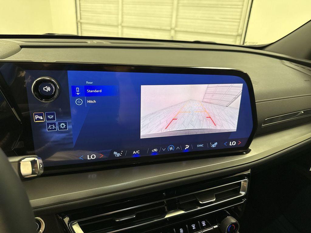 new 2025 Chevrolet Traverse car, priced at $41,711