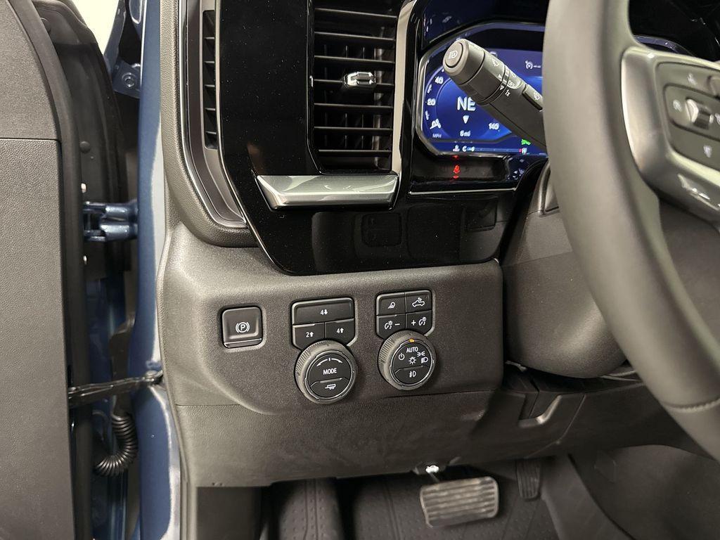 new 2025 Chevrolet Silverado 3500 car, priced at $73,495