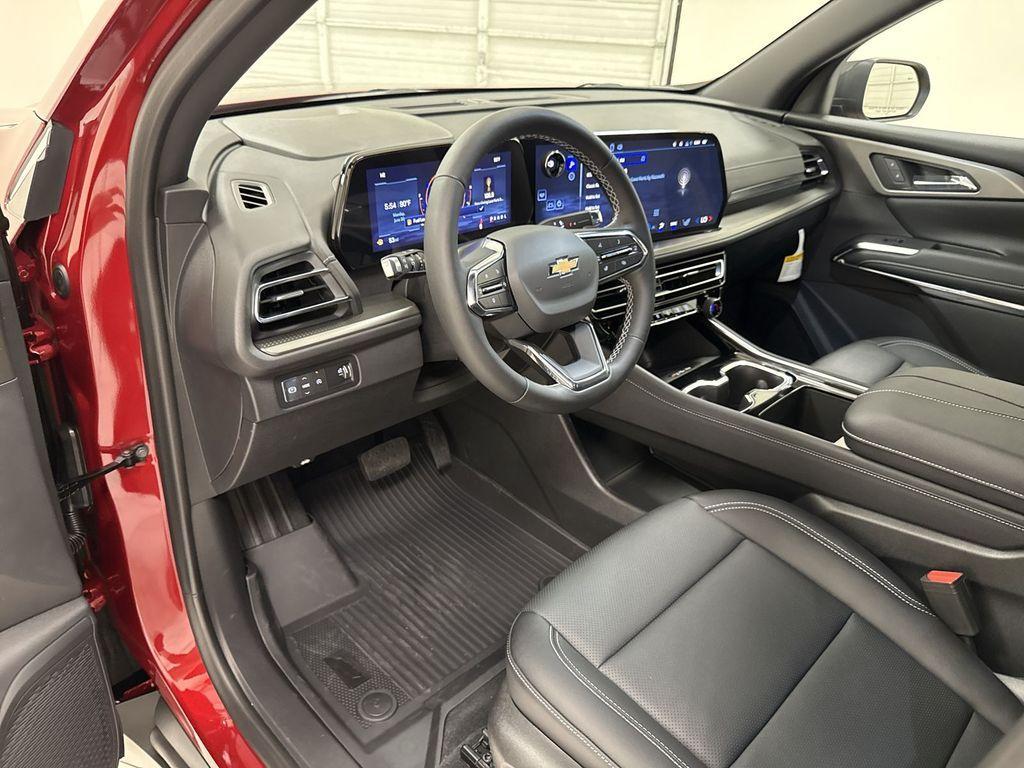 new 2025 Chevrolet Traverse car, priced at $42,175