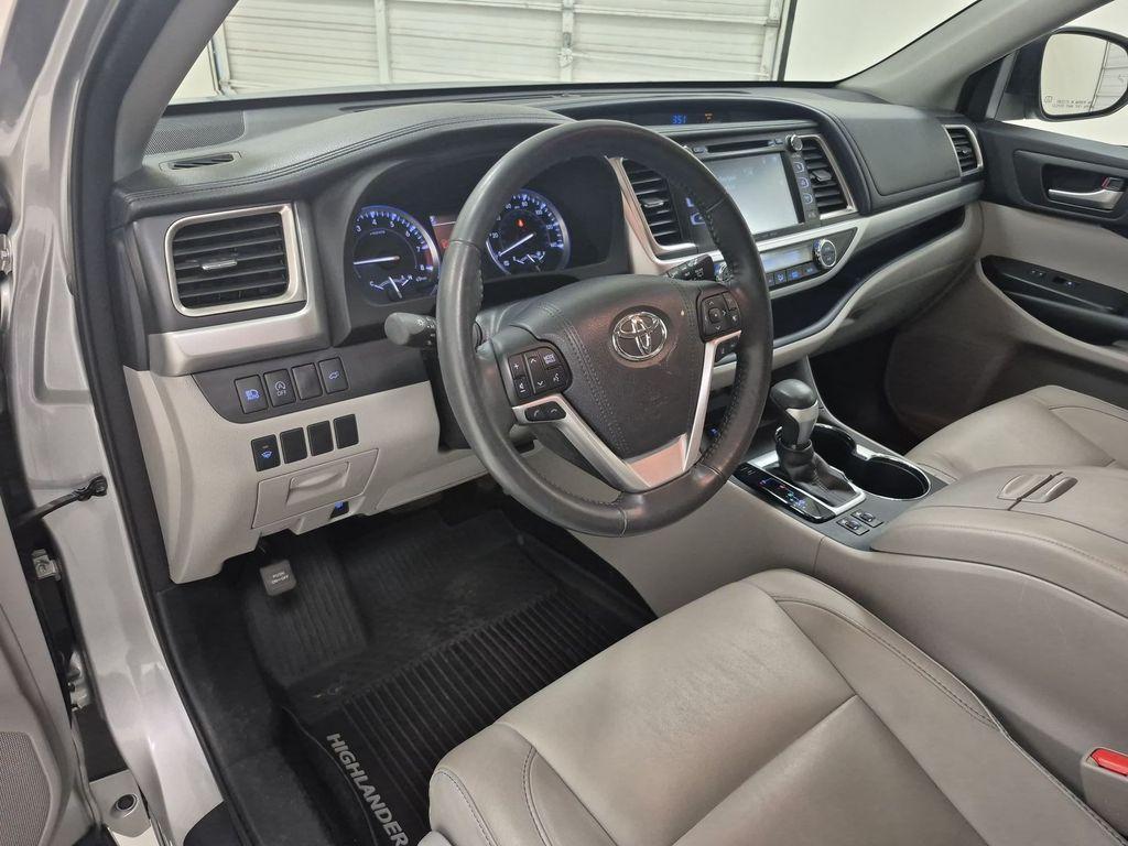used 2017 Toyota Highlander car, priced at $29,266