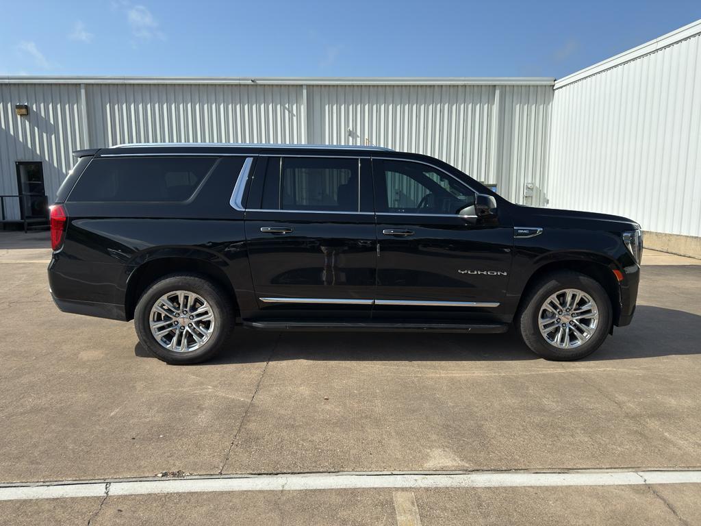 used 2021 GMC Yukon XL car