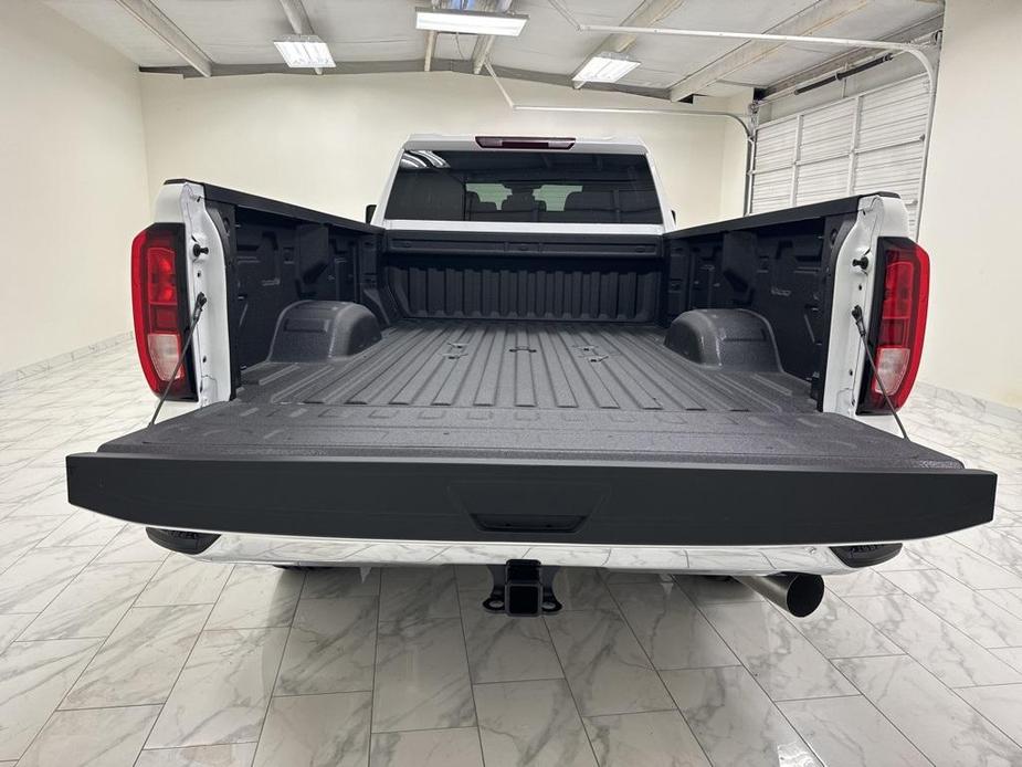 new 2024 GMC Sierra 2500 car, priced at $61,565