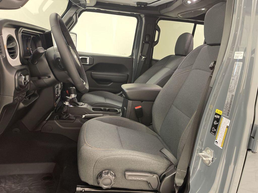 new 2025 Jeep Wrangler car, priced at $41,500