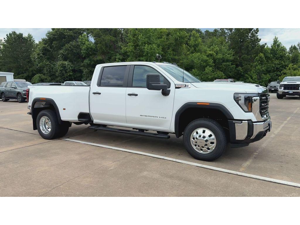 new 2025 GMC Sierra 3500 car, priced at $65,397