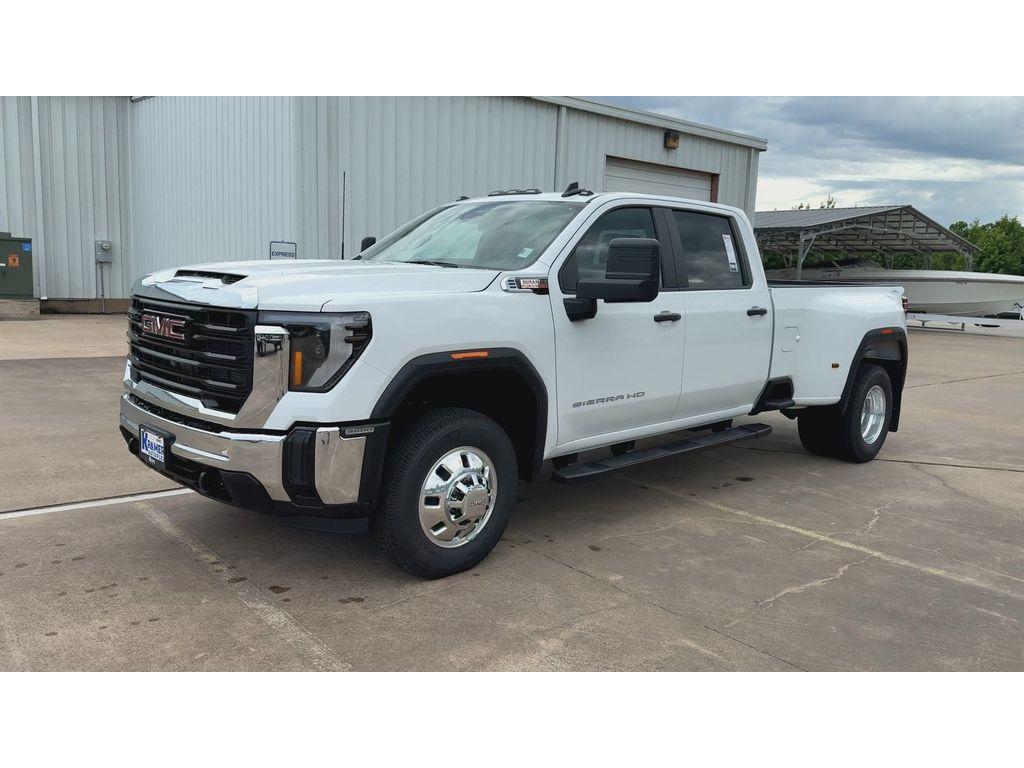 new 2025 GMC Sierra 3500 car, priced at $65,397
