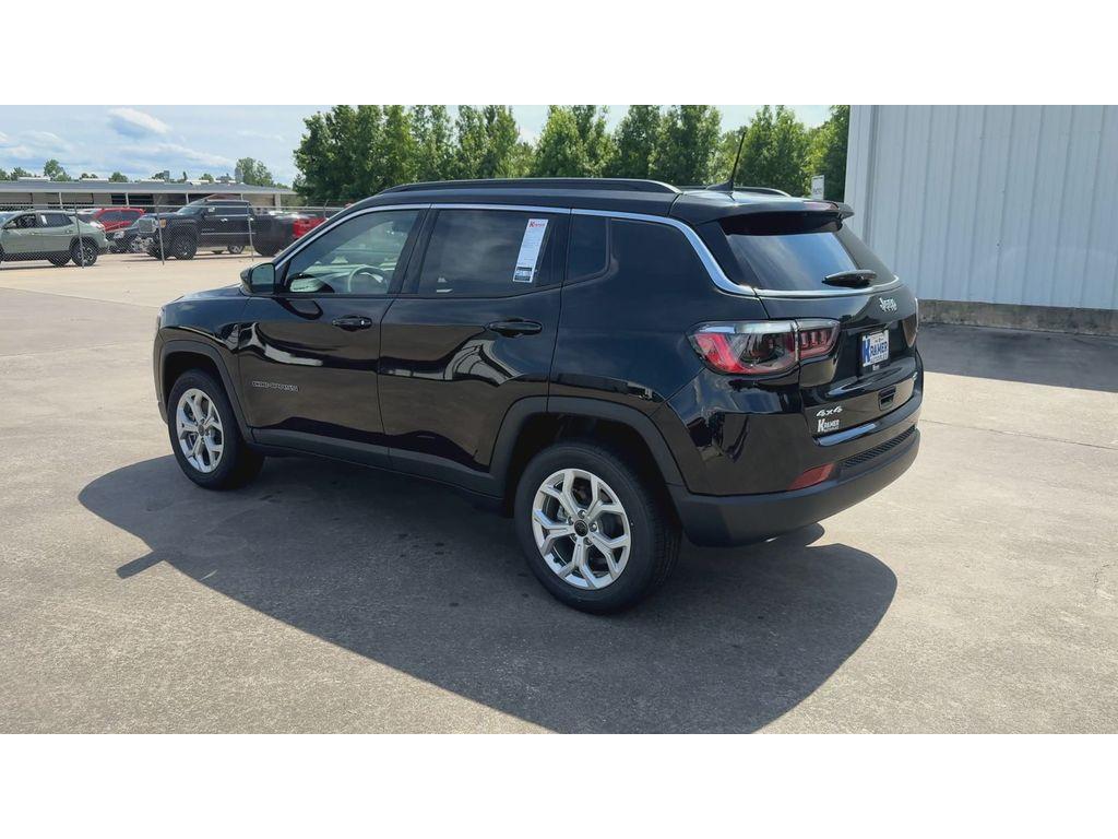 new 2025 Jeep Compass car, priced at $28,760