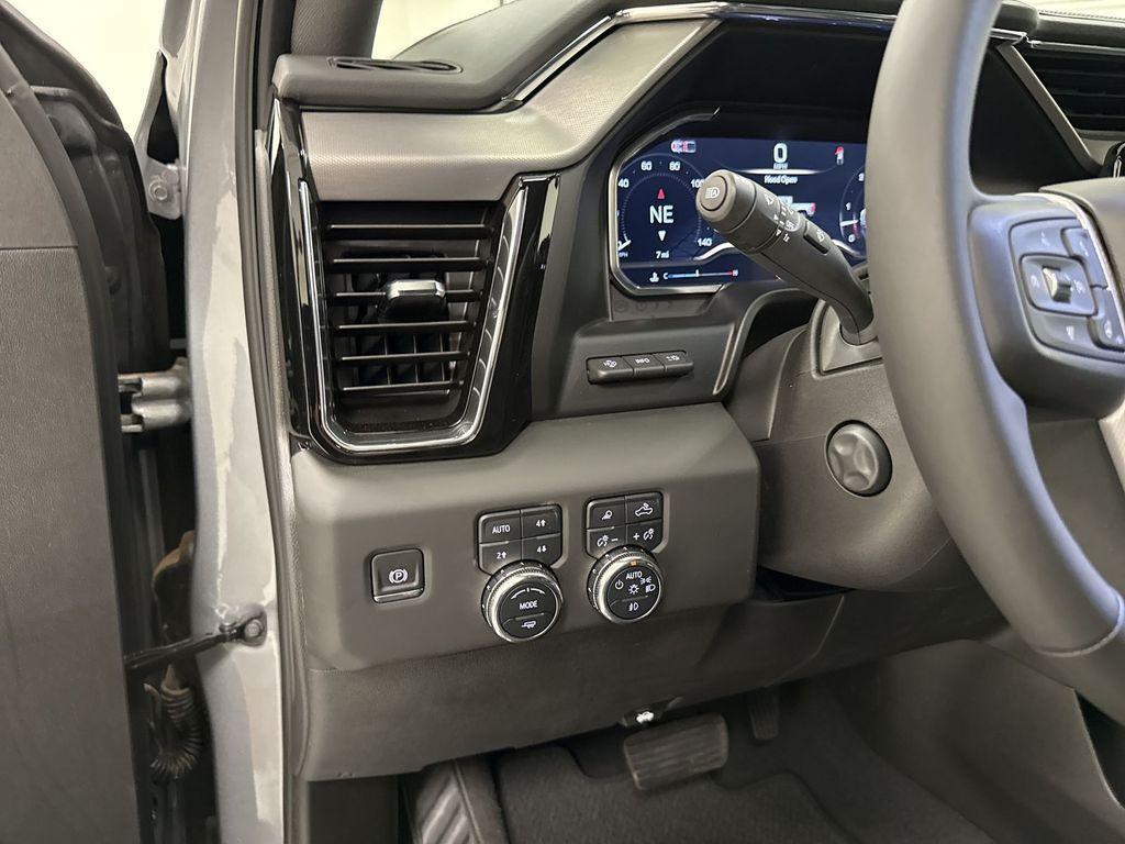 new 2025 GMC Sierra 1500 car, priced at $68,290