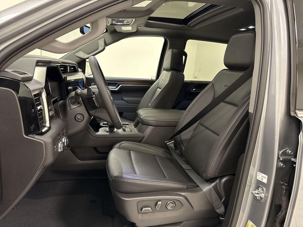 new 2025 GMC Sierra 1500 car, priced at $68,290