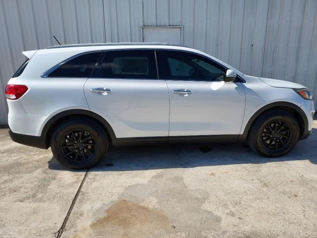 used 2017 Kia Sorento car, priced at $13,900