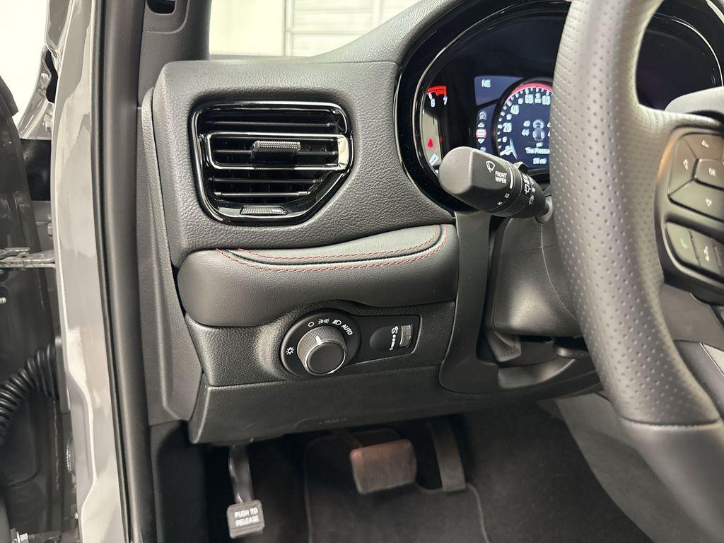 new 2025 Dodge Durango car, priced at $39,175