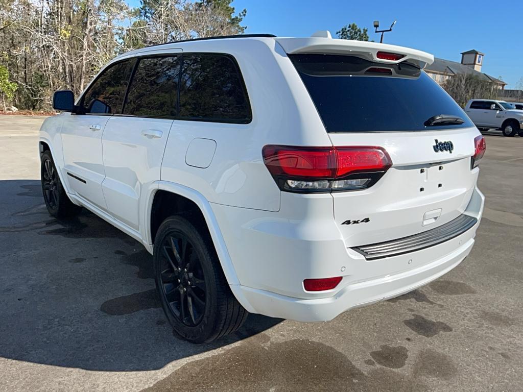 used 2021 Jeep Grand Cherokee car, priced at $23,904