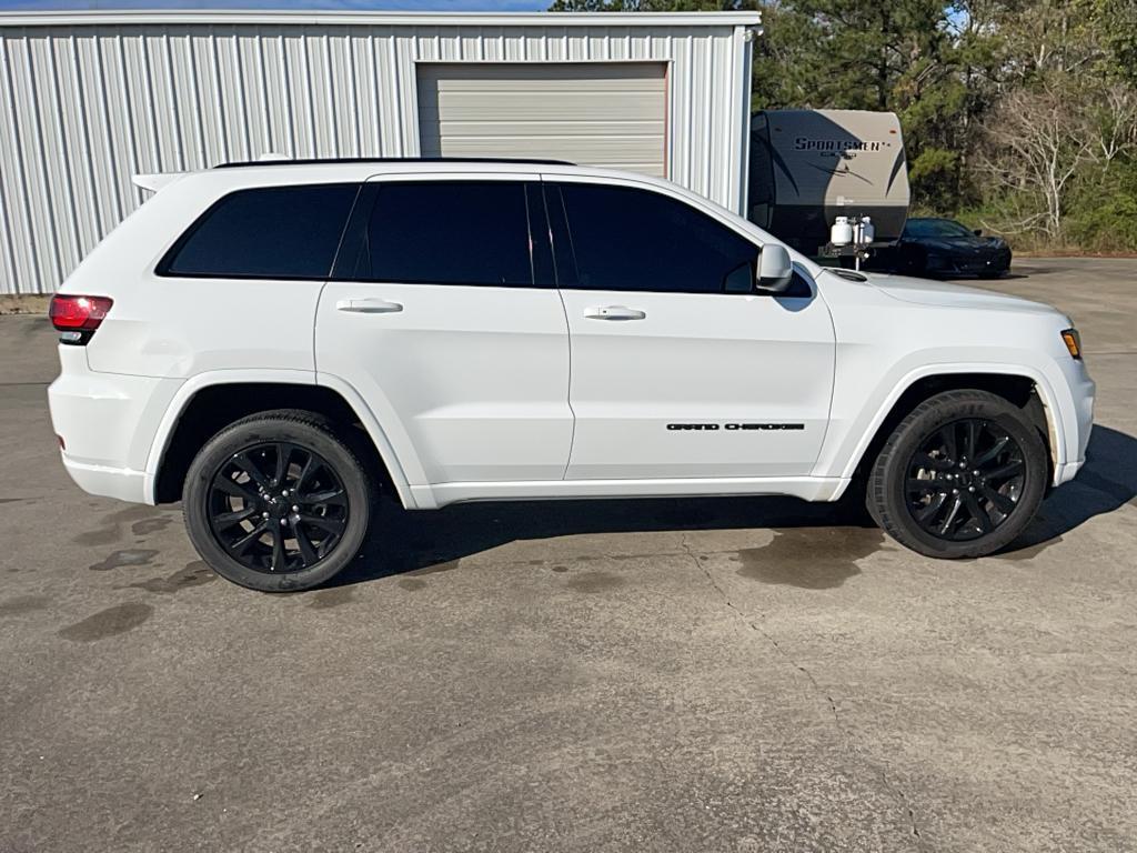 used 2021 Jeep Grand Cherokee car, priced at $23,904