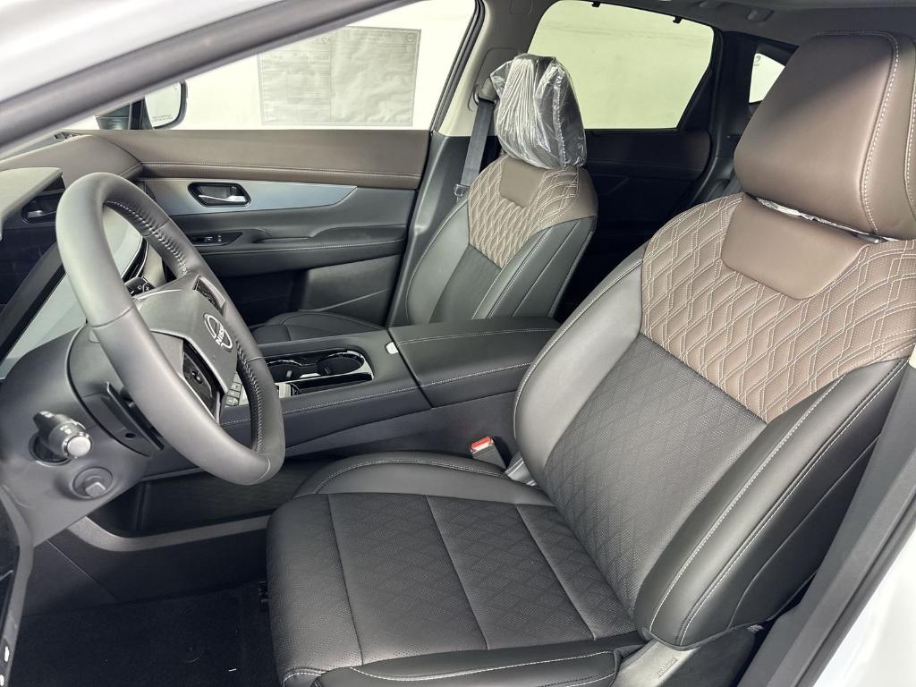 new 2025 Nissan Murano car, priced at $44,672