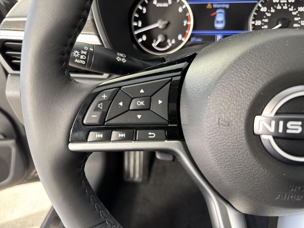 new 2025 Nissan Altima car, priced at $32,048