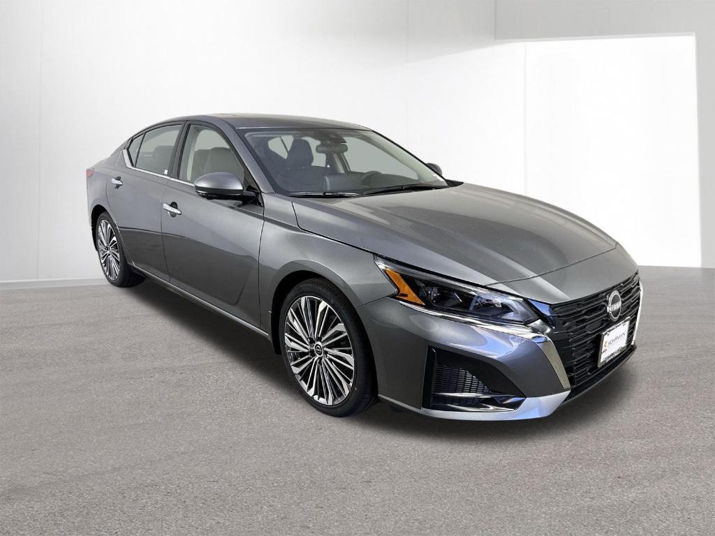 new 2025 Nissan Altima car, priced at $32,048