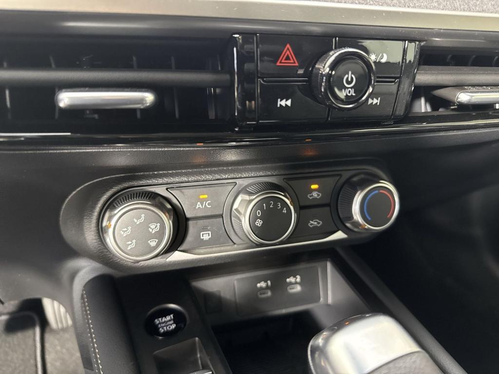 new 2025 Nissan Kicks car, priced at $22,843