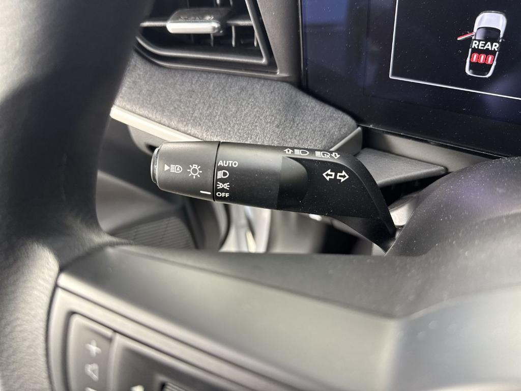 new 2025 Nissan Kicks car, priced at $22,843