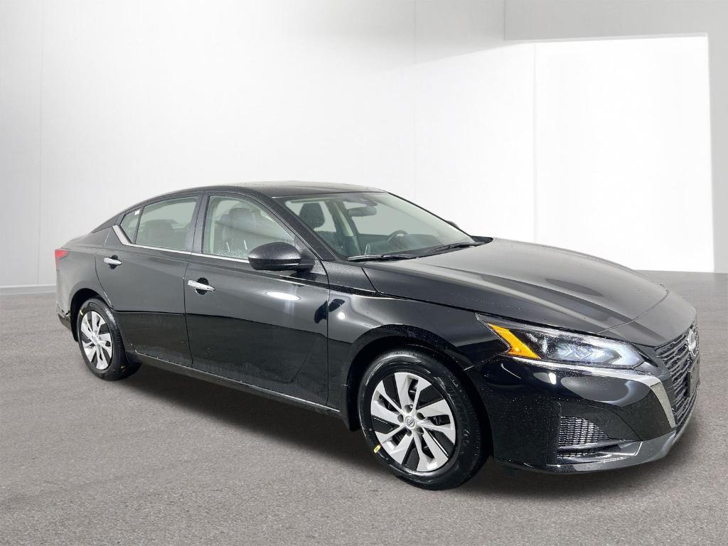 new 2025 Nissan Altima car, priced at $24,901